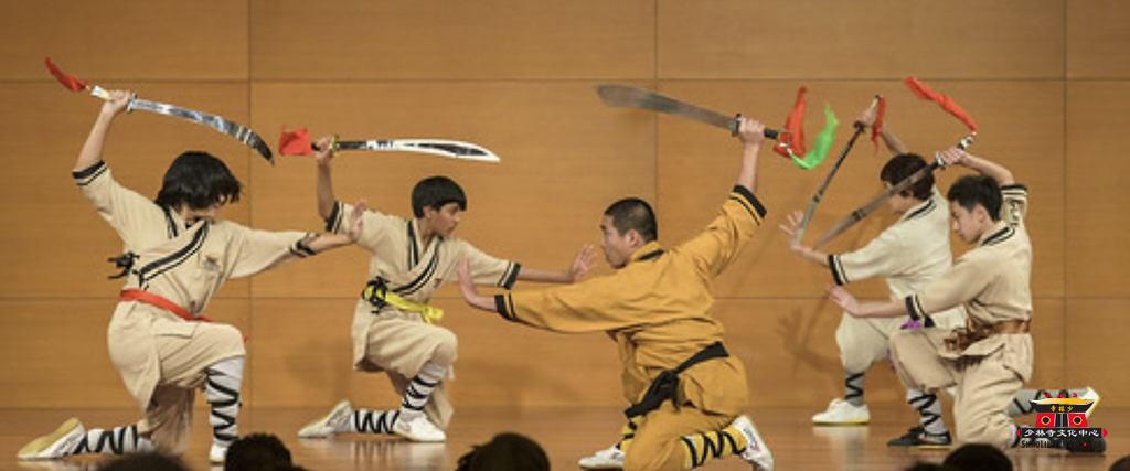 Adult group broadsword